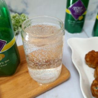 몽베스트 Montbest with Sparkling water Lemon OR Lime 20병(랜덤) — 5점을 준 리뷰어가 2022년 12월 올린 사용 사진