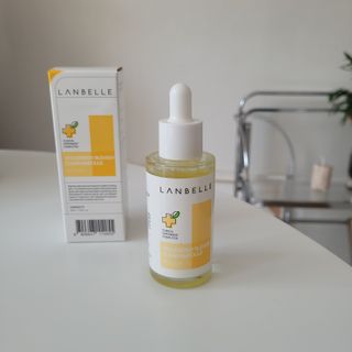 랑벨 비타 에너지 잡티 앰플 50ml 고농축 비타민, 저자극, 수분 촉촉, 미백 앰플 — 5점을 준 리뷰어가 2022년 3월 올린 사용 사진