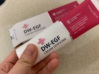 이지듀 DW-EGF 크림 다이브좀_콜라겐이 쏙쏙, 탄력피부로 다이빙 — 5점을 준 리뷰어가 2021년 2월 올린 사용 사진
