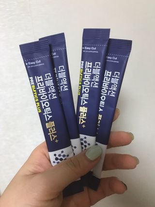 메이준뉴트리 더블액션 프리바이오틱스 플러스+ — 5점을 준 리뷰어가 2021년 5월 올린 사용 사진