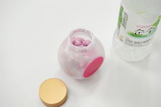 트루헬퍼 쁘띠특급 글루타치온 히알루론산 1박스 2개월분 — 5점을 준 리뷰어가 2023년 2월 올린 사용 사진