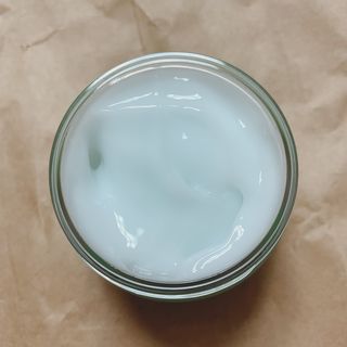 김정문알로에 큐어 큐어 알로에 리프레쉬 젤리 세럼, 큐어 알로에 하이드로 젤리 크림 — 5점을 준 리뷰어가 2021년 2월 올린 사용 사진