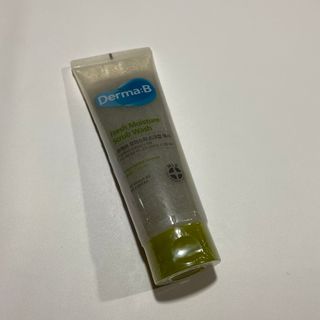 더마비 프레쉬 모이스처 스크럽 바디 워시 — 3점을 준 리뷰어가 2021년 4월 올린 사용 사진