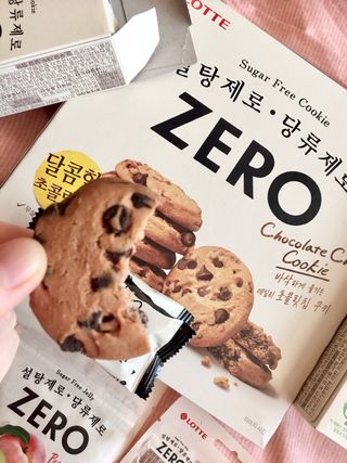 ZERO (초콜릿 칩 쿠키, 카카오 케이크, 후르츠 젤리, 아이스 콜라, 아이스 초코바) — 5점을 준 리뷰어가 2022년 6월 올린 사용 사진