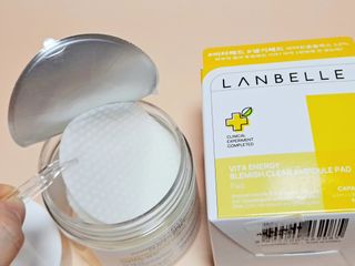 랑벨 비타 에너지 잡티 앰플 패드 65매 (투명하고 밝은 얼굴 광채패드) — 5점을 준 리뷰어가 2022년 6월 올린 사용 사진