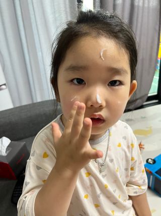 에스트라 아토베리어365 하이드로 수딩크림 — 5점을 준 리뷰어가 2022년 6월 올린 사용 사진