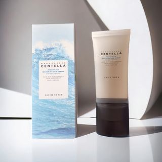 [스킨1004] 마다가스카르 센텔라 히알루-시카 워터핏 선세럼 50ml — 4점을 준 리뷰어가 2024년 5월 올린 사용 사진