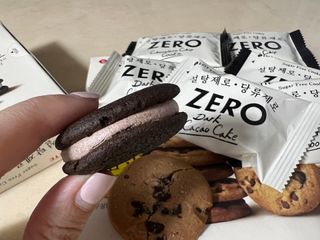 ZERO (초콜릿 칩 쿠키, 카카오 케이크, 후르츠 젤리, 아이스 콜라, 아이스 초코바) — 5점을 준 리뷰어가 2022년 6월 올린 사용 사진