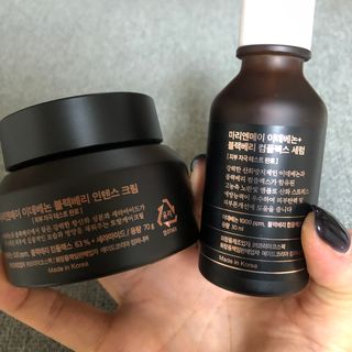 마리엔메이  이데베논 블랙베리 보습 크림 + 세럼 — 4.5점을 준 리뷰어가 2021년 10월 올린 사용 사진