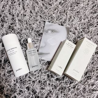 주닥 미백+모공+보습+탄력을 한번에 해결. 올인원 앰플+크림 세트 — 4점을 준 리뷰어가 2022년 2월 올린 사용 사진