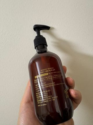 하이브리온 [쿠팡 구매평] 닥터초이스 시카엑소좀 판테놀 아미노산 탈모기능성 두피케어 모근강화 샴푸, 300ml, 1개 — 5점을 준 리뷰어가 2025년 3월 올린 사용 사진