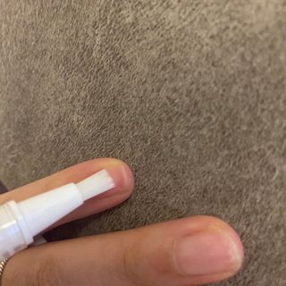 뷰젤 매직케어 네일솔루션 손발톱 보습 영양제 펜슬타입 5ml — 5점을 준 리뷰어가 2022년 4월 올린 사용 사진