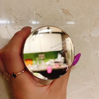 아이앤립 / EYENLIP 아이앤립 24K 골드 N 펩타이드 앰플 크림 — 5점을 준 리뷰어가 2021년 5월 올린 사용 사진