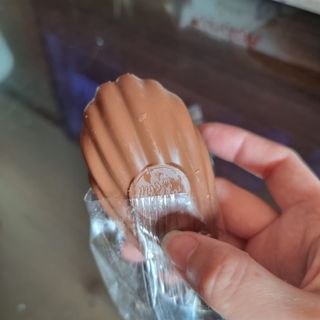 [메종콜리브리] 프랑스 마들렌 메종콜리브리 헤이즐넛 마들렌 2팩 — 4점을 준 리뷰어가 2021년 12월 올린 사용 사진