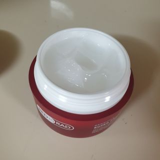 레드투래드 센서티브 슈퍼 크림 50ml — 5점을 준 리뷰어가 2021년 9월 올린 사용 사진