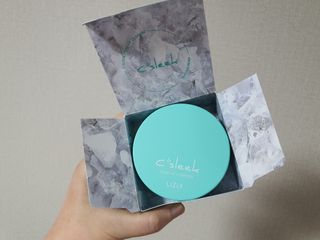 리즐리 씨슬릭 톤업 쿨링 쿠션 15g — 3점을 준 리뷰어가 2021년 9월 올린 사용 사진