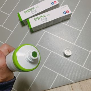 프리마인 유해균 뿐만 아니라 유익균까지 씻어내는 치약은 그만, 건강한 구강환경을 만드는 덴탈엔오 — 5점을 준 리뷰어가 2022년 12월 올린 사용 사진