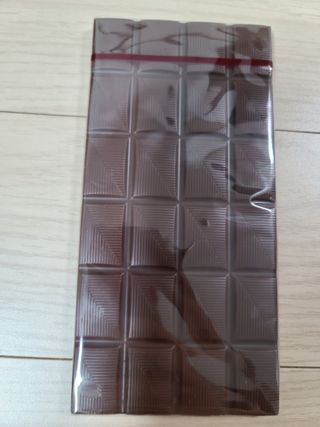 당류2g 자일리톨로 단맛을낸 슈카 퓨어비건 무설탕초콜릿 Xucker vegan 2개입 — 5점을 준 리뷰어가 2021년 4월 올린 사용 사진