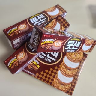 롯데제과 롯샌 카페크런치 — 5점을 준 리뷰어가 2021년 10월 올린 사용 사진