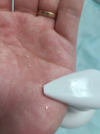 mom e 맘이 내추럴 베이비 케어 샴푸앤바스+로션 — 5점을 준 리뷰어가 2021년 1월 올린 사용 사진