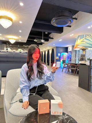 LEDi:Y(레이디) 에임텍 LED 뷰티디바이스 Ledi-y 레이디 — 5점을 준 리뷰어가 2023년 2월 올린 사용 사진