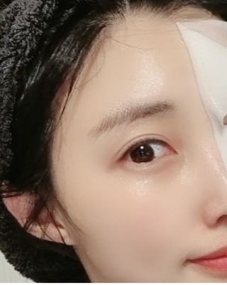 쿠피 피디알엔 연어 더마 페이셜 마스크 — 5점을 준 리뷰어가 2021년 11월 올린 사용 사진