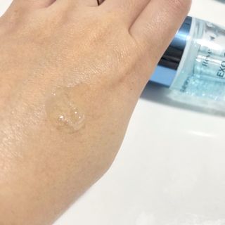 나우 [리브엠] 화해 1등 수분앰플 , 엑소코어 워터풀 텐션 앰플 — 5점을 준 리뷰어가 2023년 6월 올린 사용 사진