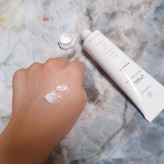 탐니크 러셀브 우먼 솔리드 퍼퓸 — 5점을 준 리뷰어가 2021년 1월 올린 사용 사진