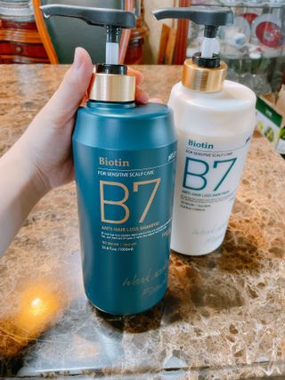 [포레스트스토리] B7 안티 헤어로스 샴푸1,000ml + 헤어팩 1,000ml — 4점을 준 리뷰어가 2021년 4월 올린 사용 사진