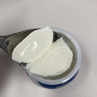 매일바이오 그릭요거트 오리지널 플레인 4개, 로스터리 커피믹스 4개 — 4점을 준 리뷰어가 2021년 12월 올린 사용 사진