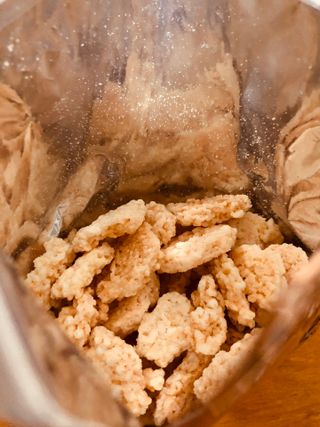 미즈꼬레아 치즈맛 누룽지크리스피 — 5점을 준 리뷰어가 2022년 2월 올린 사용 사진