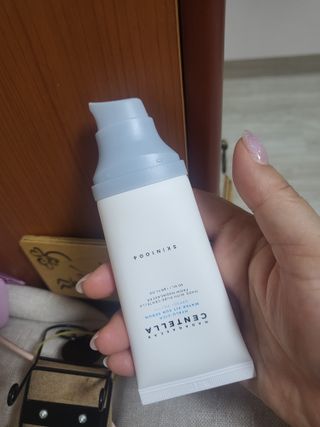 [스킨1004] 마다가스카르 센텔라 히알루-시카 워터핏 선세럼 50ml — 5점을 준 리뷰어가 2024년 5월 올린 사용 사진