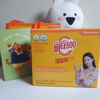 광동제약 [광동] 비타500데일리스틱 70포X2개 + 뚱랑이엽서 + 쇼핑백 증정 — 5점을 준 리뷰어가 2022년 1월 올린 사용 사진
