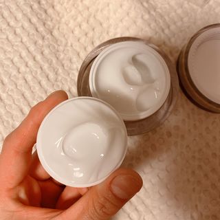 피부미 골드베릴 미라클페어 세레이징 퍼밍 크림 50ml — 4.5점을 준 리뷰어가 2021년 10월 올린 사용 사진
