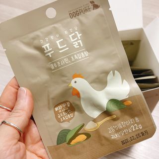 도그퓨어 푸드닭 강아지 닭고기 통살 애견간식 오리지널/차전자피/초록입홍합 — 4.5점을 준 리뷰어가 2021년 11월 올린 사용 사진