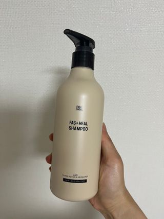 패스트힐(fast heal) 패스트힐 탈모증상완화샴푸 470ml — 5점을 준 리뷰어가 2023년 9월 올린 사용 사진