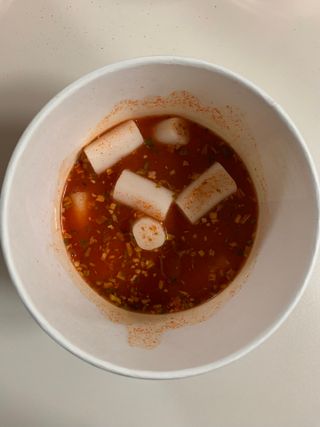 나우  [요리궁리] B타입 ( 매콤, 치즈, 매콤까르보 ) 꽃떡볶이 6개입 세트 — 5점을 준 리뷰어가 2025년 3월 올린 사용 사진