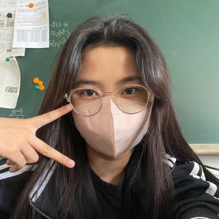 [애니가드] 셋업 메베마스크라이트  (대형 4컬러 + 중형 4컬러) — 5점을 준 리뷰어가 2022년 6월 올린 사용 사진