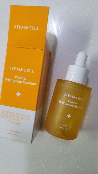 체르엠 스템앤셀 비타민 브라이트닝 에센스 30ml 1개 — 5점을 준 리뷰어가 2022년 2월 올린 사용 사진