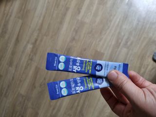 서울약사신협_프로바이오생유산균_2.5G x 100포 — 5점을 준 리뷰어가 2021년 5월 올린 사용 사진