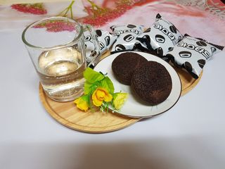 롯데제과 까망카스타드 더블초코 — 5점을 준 리뷰어가 2021년 5월 올린 사용 사진