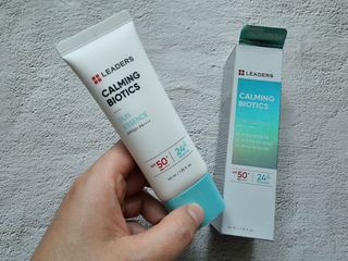 리더스코스메틱 리더스 카밍 바이오틱스 선 에센스 SPF 50+ PA++++ — 5점을 준 리뷰어가 2022년 6월 올린 사용 사진