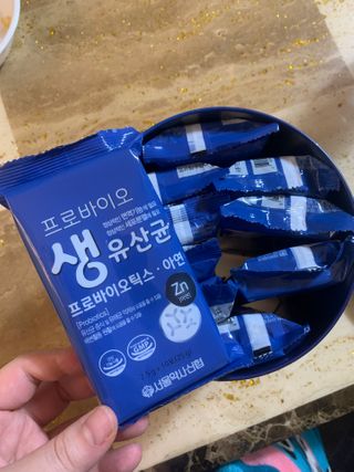 서울약사신협_프로바이오생유산균_2.5G x 100포 — 5점을 준 리뷰어가 2021년 2월 올린 사용 사진