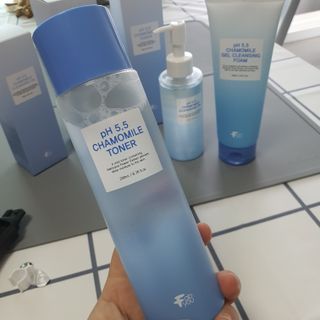 페브유 / FABYOU 페브유 pH5.5 캐모마일 젤 클렌징 폼 + 클렌징 오일 + 토너 3종 세트 — 5점을 준 리뷰어가 2021년 6월 올린 사용 사진