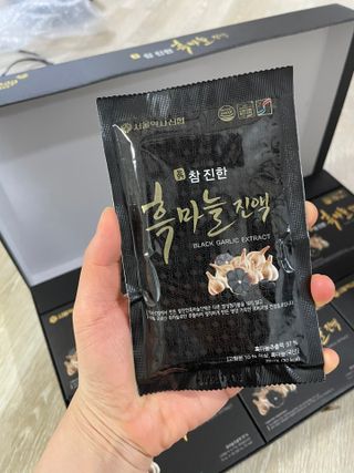서울약사신협 약사신협_흑마늘진액_70mlx30포 — 5점을 준 리뷰어가 2021년 5월 올린 사용 사진