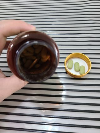 일편강심 여주정,마카정,새싹보리정,보스웰리아정,저분자콜라겐 — 4점을 준 리뷰어가 2021년 7월 올린 사용 사진