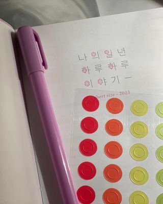 리훈 2023년 이야기다이어리 숏 날짜형 — 5점을 준 리뷰어가 2022년 12월 올린 사용 사진