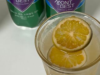 몽베스트 Montbest with Sparkling water Plain 20병 — 5점을 준 리뷰어가 2022년 7월 올린 사용 사진