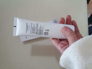 바노바기 코스메틱 바노바기 밀크씨슬 리페어 시카 선스크린 플러스 50ml — 5점을 준 리뷰어가 2023년 3월 올린 사용 사진