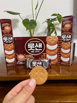 롯데제과 롯샌 카페크런치 — 5점을 준 리뷰어가 2021년 10월 올린 사용 사진